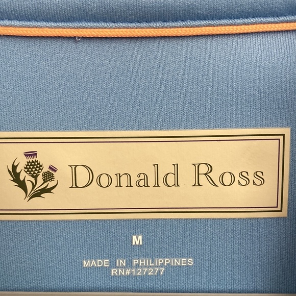 Donald Ross Transit Valley Country Club Men’s Quarter-Zip. Size Medium. - Picture 4 of 4